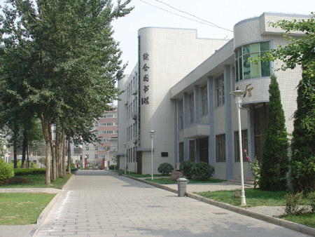 郑州市第十二中学-河南页面基础教育