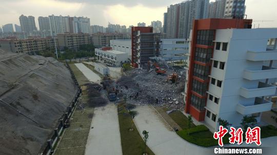 南宁教育局回应教学楼刚建好就拆:有安全隐患